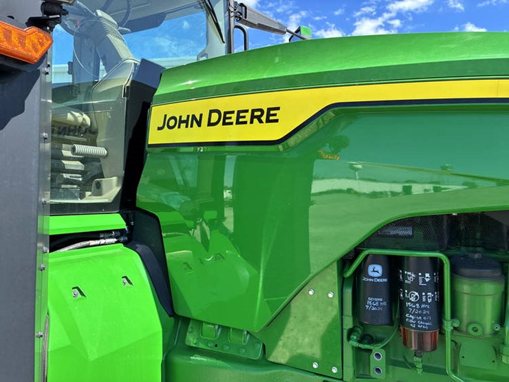 2020-john-deere-8rx-410-image-17