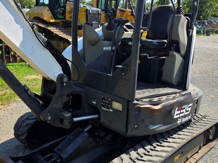 2020-bobcat-e35i-image-12