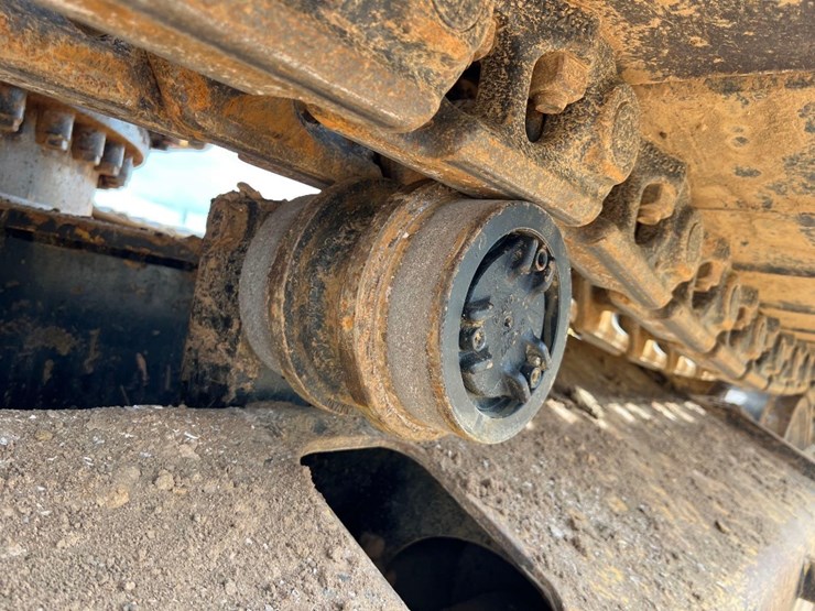 2017-caterpillar-336fl-image-18