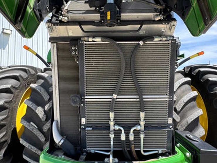 2017-john-deere-9570r-image-49