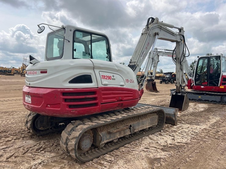 takeuchi-tb290-image-4