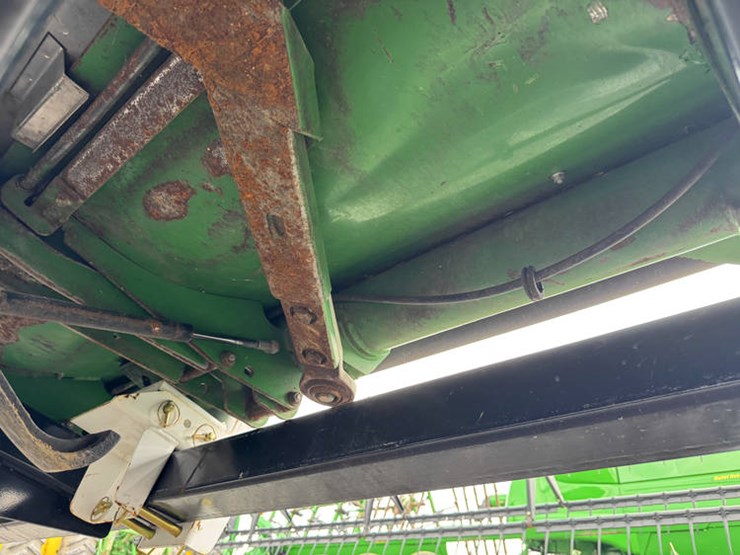 2016-john-deere-635f-image-19