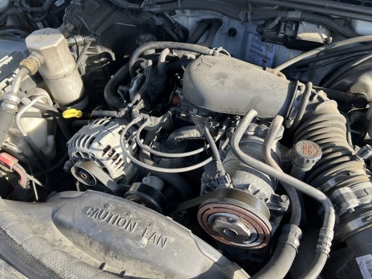 2004-chevrolet-blazer-image-13