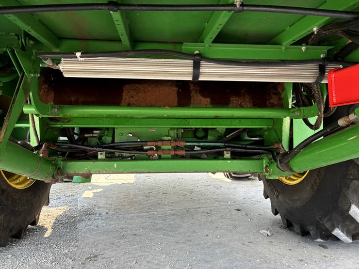2016-john-deere-s680-image-16