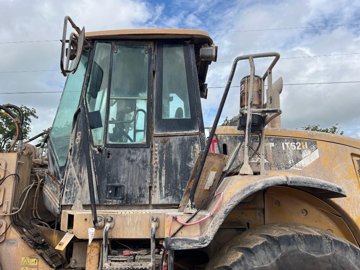 caterpillar-it62h-image-18