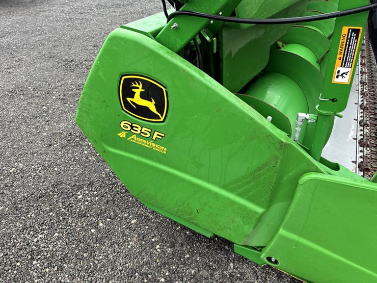 2013-john-deere-635f-image-18