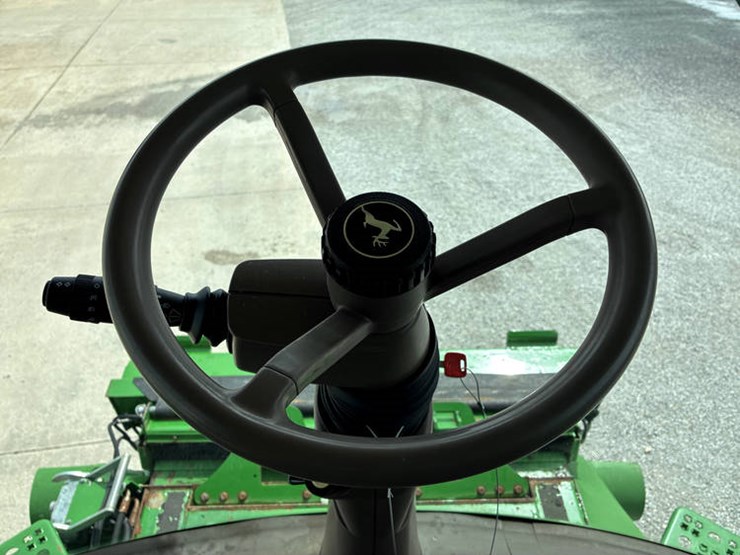 2017-john-deere-s680-image-115