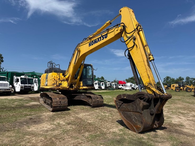 2016-komatsu-pc210-lc-11-image-4