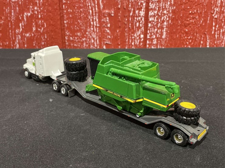 john-deere-64-image-3