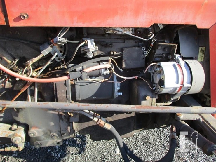 massey-ferguson-231-image-3
