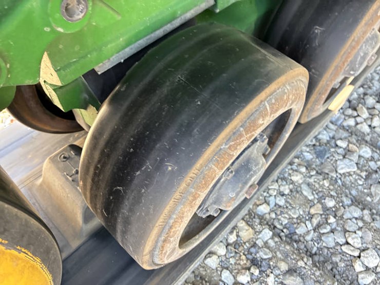 2020-john-deere-8rx-410-image-81