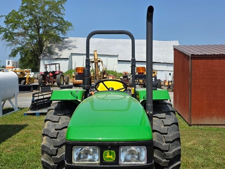 john-deere-5203-image-34