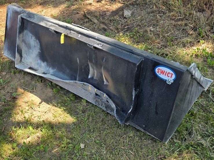 swict-66"-skidloader-bucket-image-2