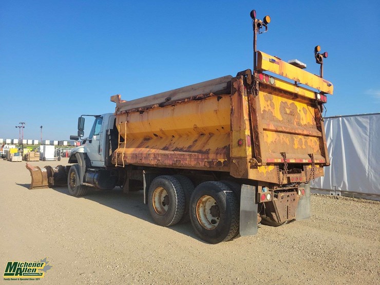 2009-international-workstar-7600-image-3