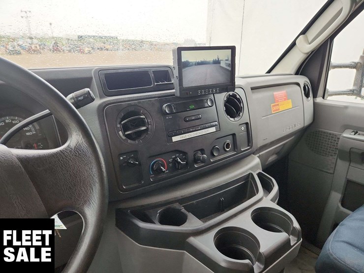 2012-ford-450-image-21