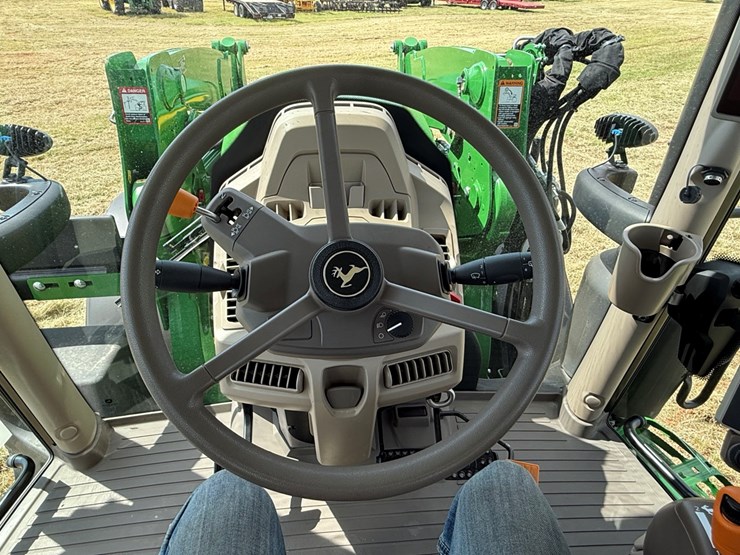 2024-john-deere-6155r-image-23