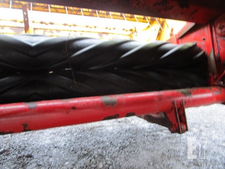 new-holland-472-image-6