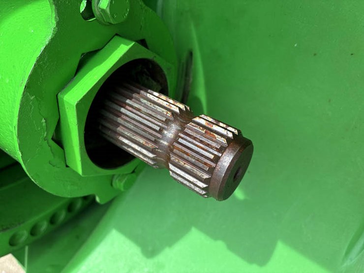 2017-john-deere-s680-image-11