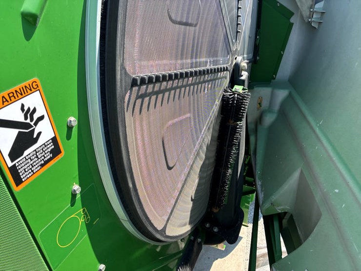 2013-john-deere-s690-image-86
