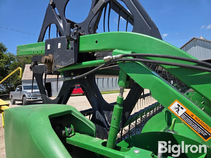 2013-john-deere-625f-image-14