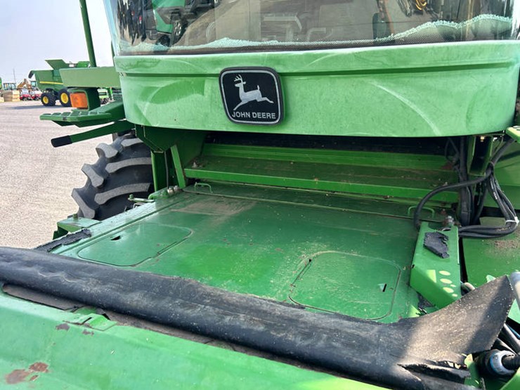 2001-john-deere-9750-image-13