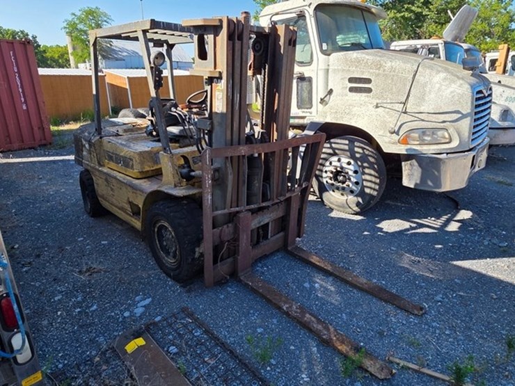 caterpillar-dpl40-image-1