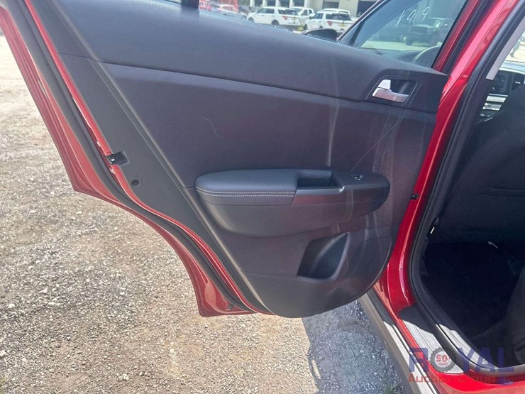 2020-kia-sportage-image-16