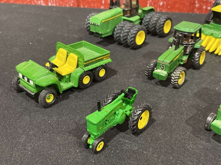 john-deere-64-image-5