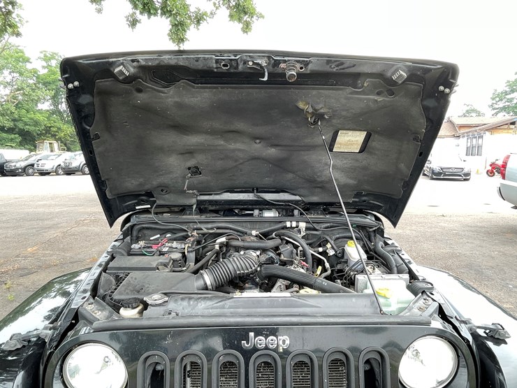 2007-jeep-wrangler-unlimited-sahara-image-47