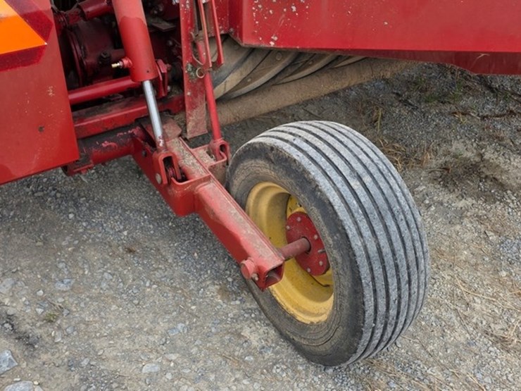 new-holland-489-image-9