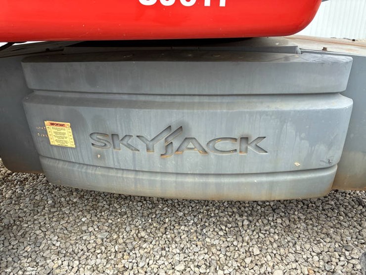 2015-skyjack-sj61t-image-28