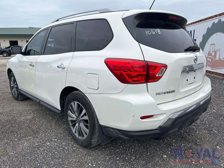 2018-nissan-pathfinder-image-4
