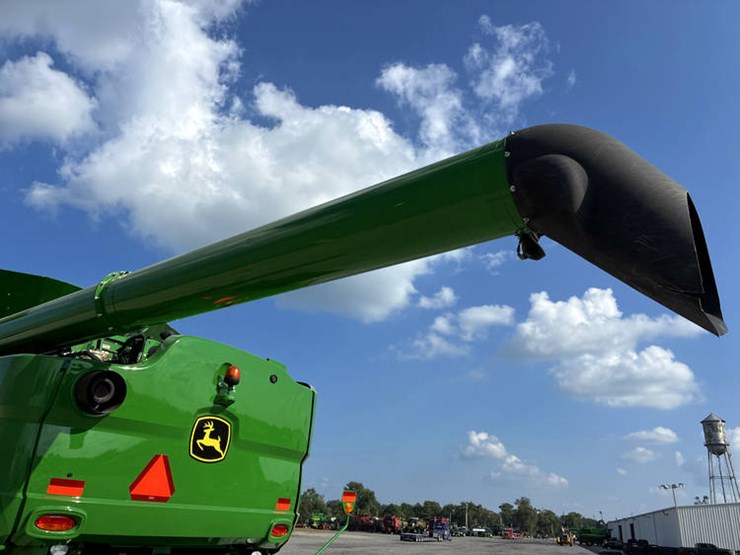 2016-john-deere-s680-image-29