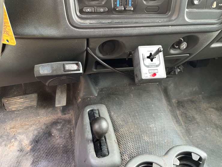 2006-chevrolet-silverado-2500-image-59