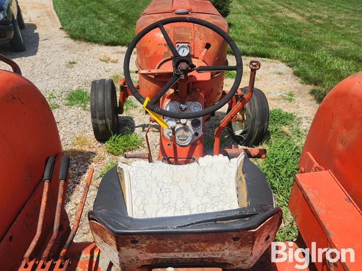 1965-allis-chalmers-d19-image-13