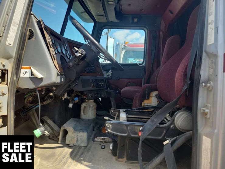 2012-western-star-4900-image-6
