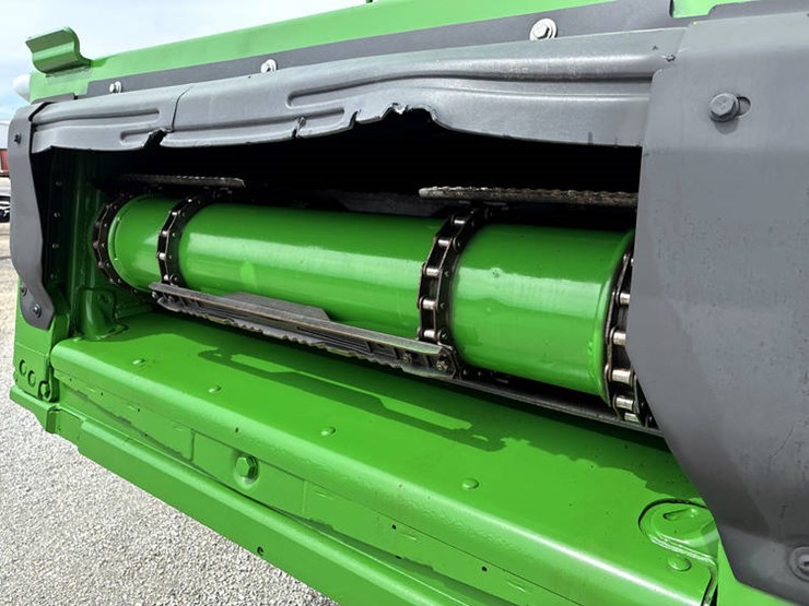 2017-john-deere-s680-image-14