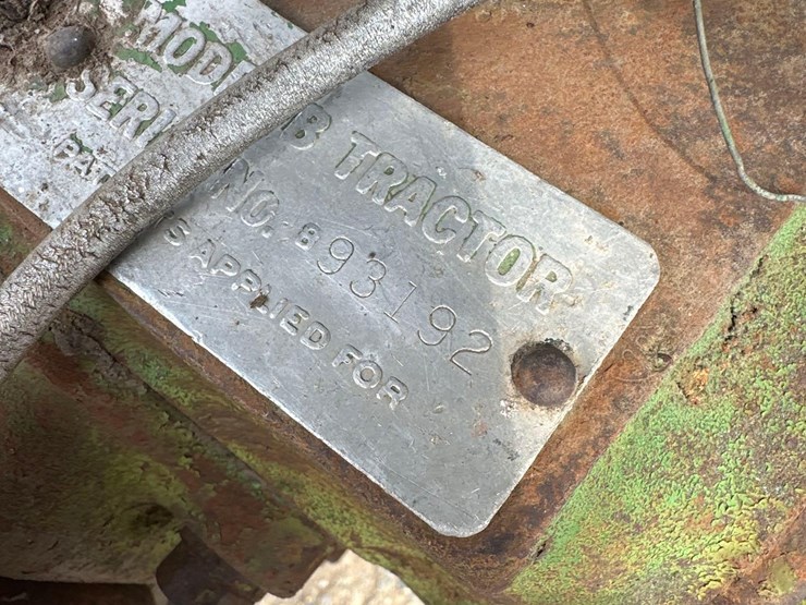 john-deere-b-image-13