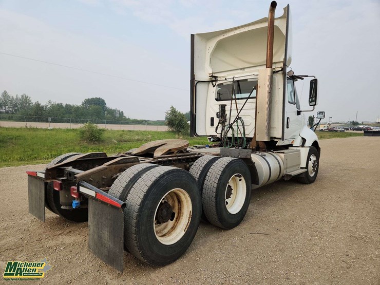 2017-international-prostar-image-4