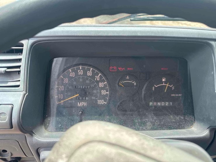 1997-isuzu-npr-image-21