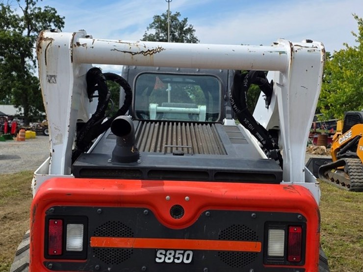 2020-bobcat-s850-image-20