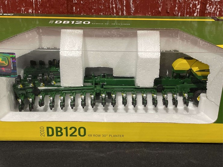 john-deere-db120-image-2