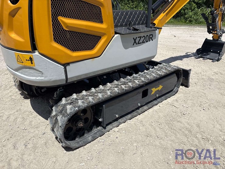 unused-2025-cfg-xz20r-mini-excavator-image-11