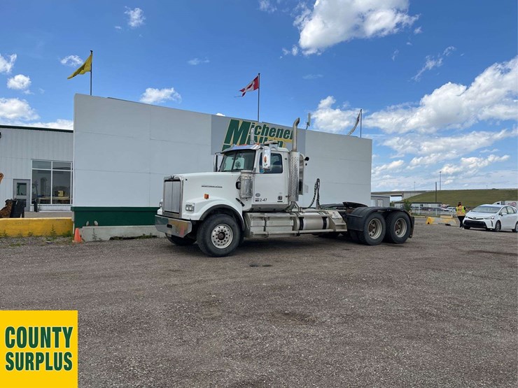 2015-western-star-4900-image-1