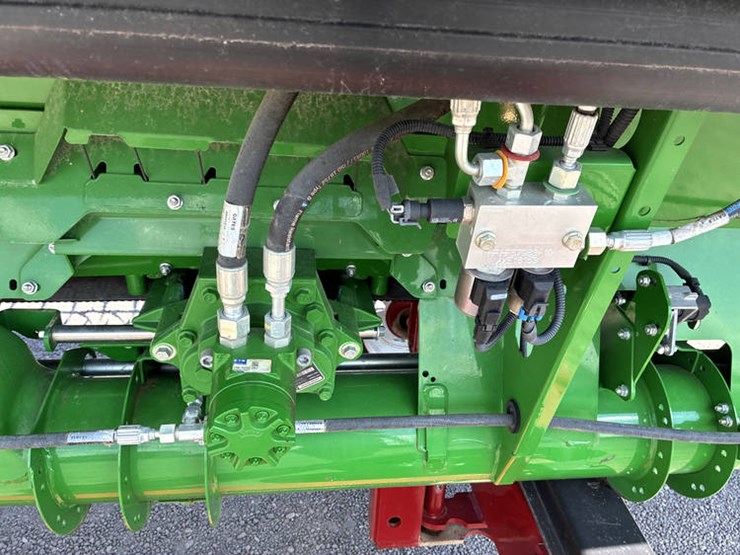 2021-john-deere-rd35f-image-40