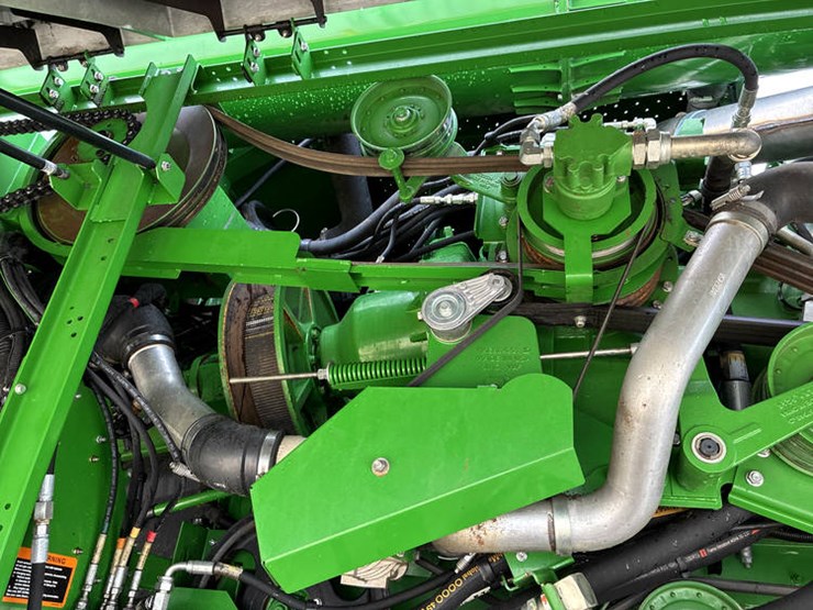2017-john-deere-s680-image-62