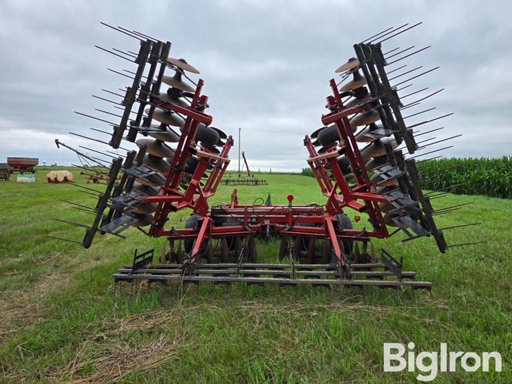 case-ih-3950-image-6