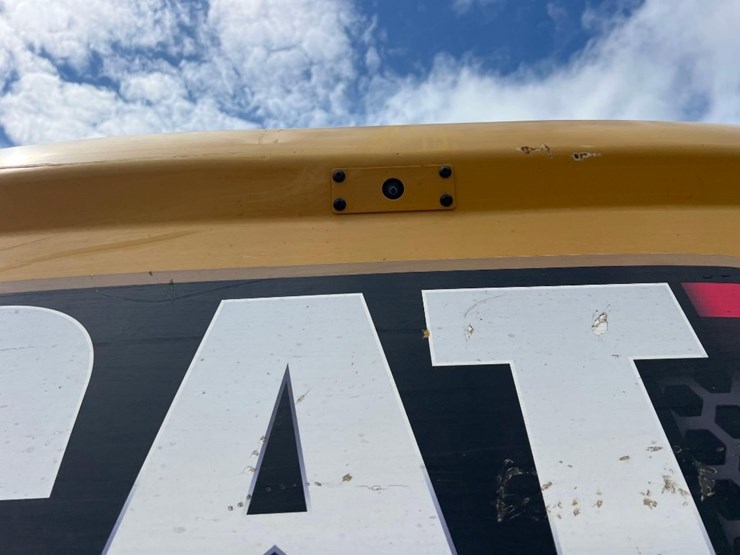 caterpillar-320gc-image-27