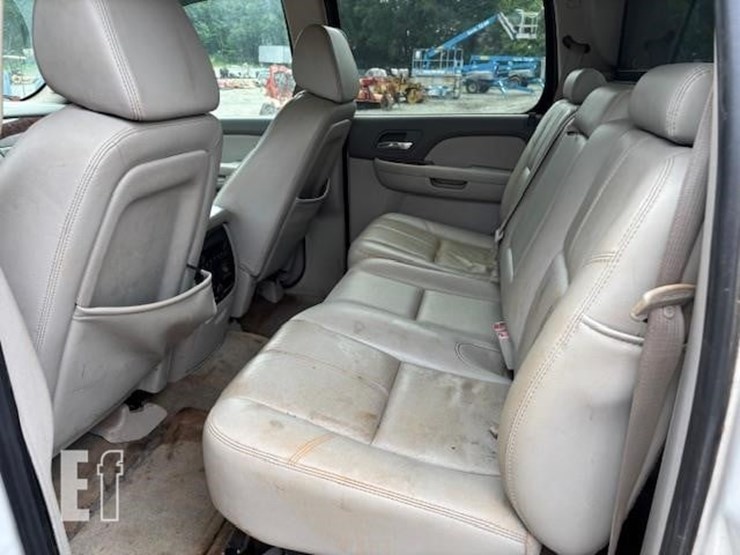 2008-chevrolet-avalanche-1500-image-14