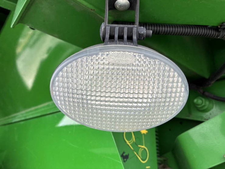 2016-john-deere-s680-image-28